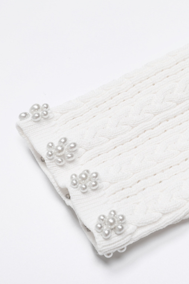 Rosette Pearl Knit Flower Cuffs  Top
