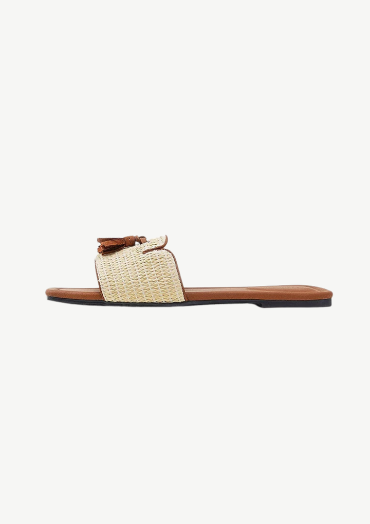 Tassel Woven Flat Slippers