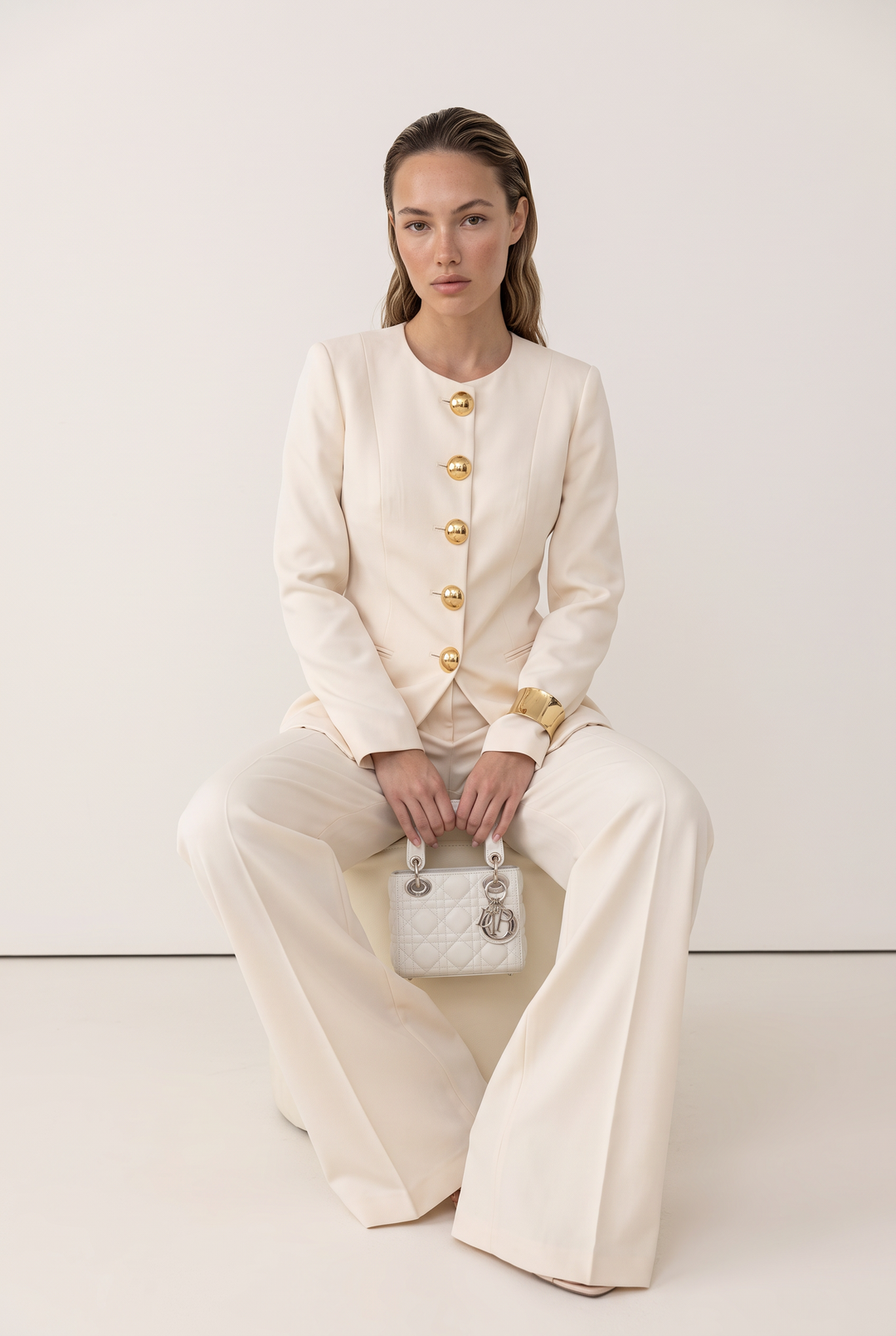 Aurelia Gold Button Set