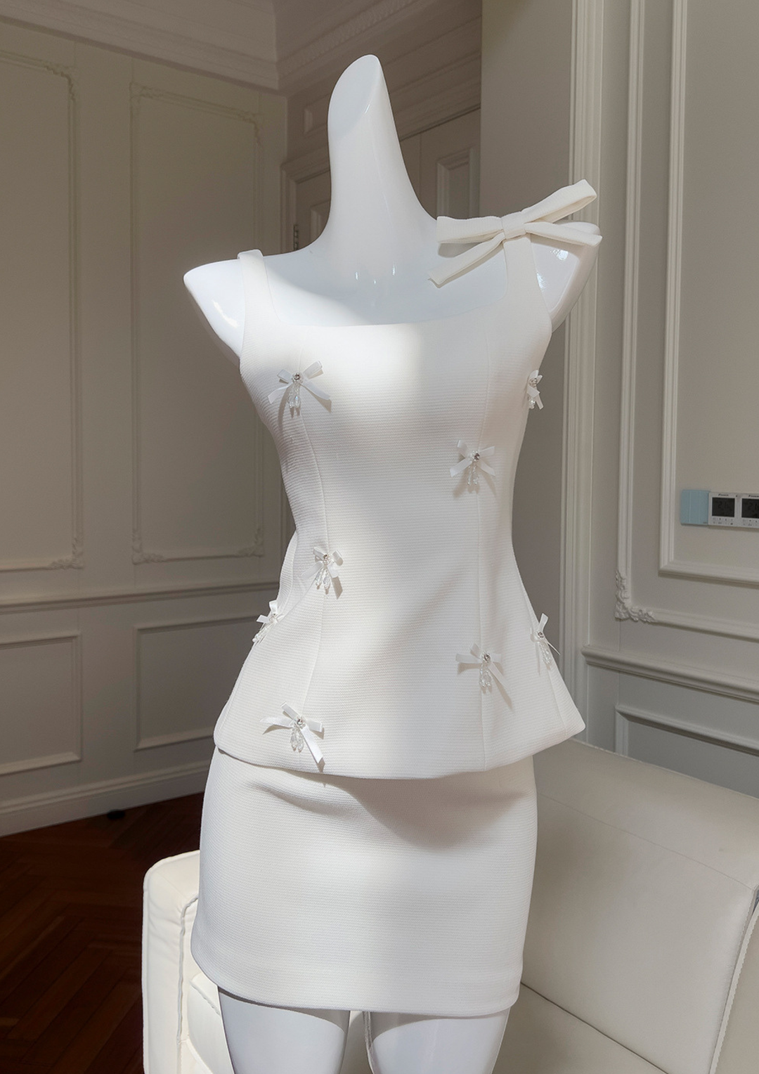 Ivory Bow Embellished Mini Set