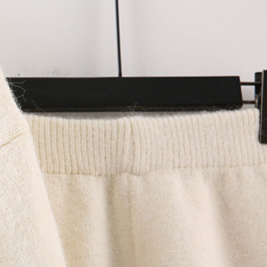 Comfy Lana V neck  Knit Set