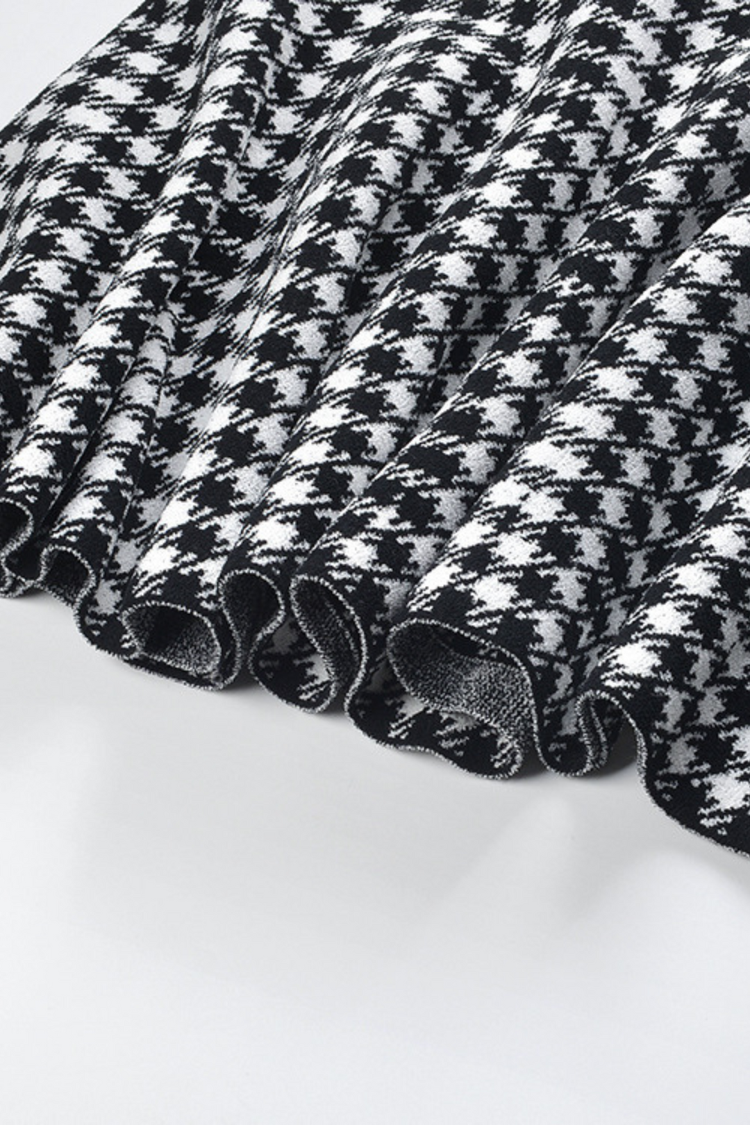 Chic Knit Houndstooth Long Sleeve Mini Skirt Set