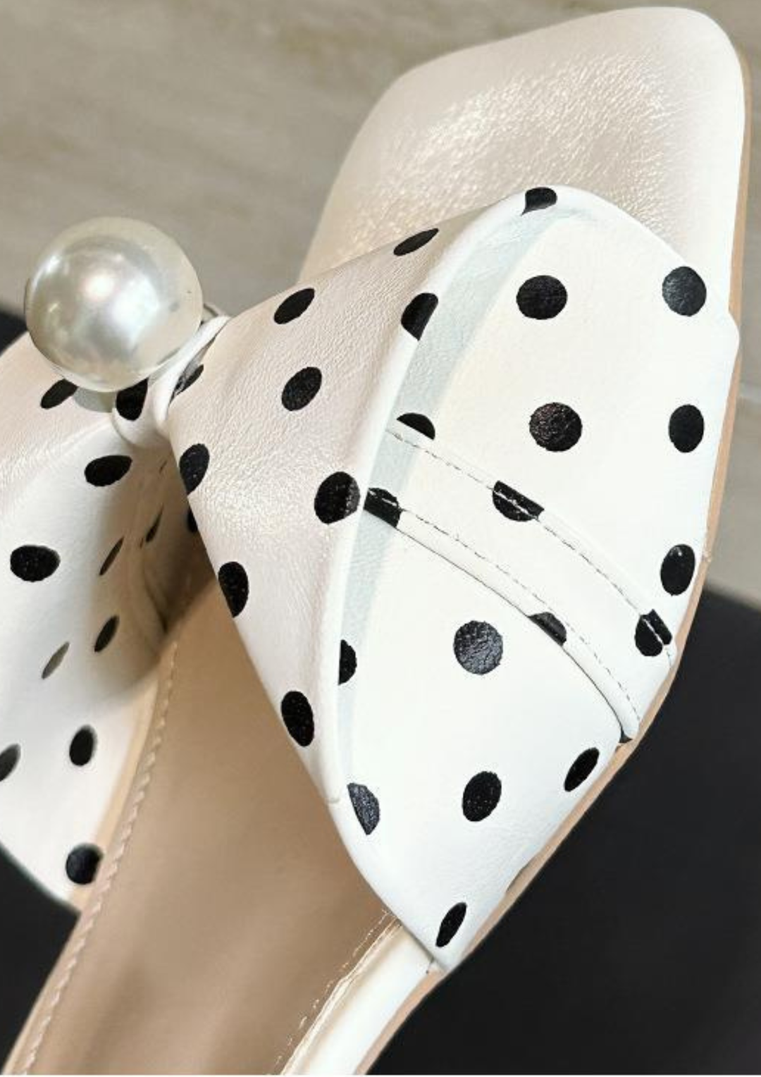 Pearl Bow Slide Sandals