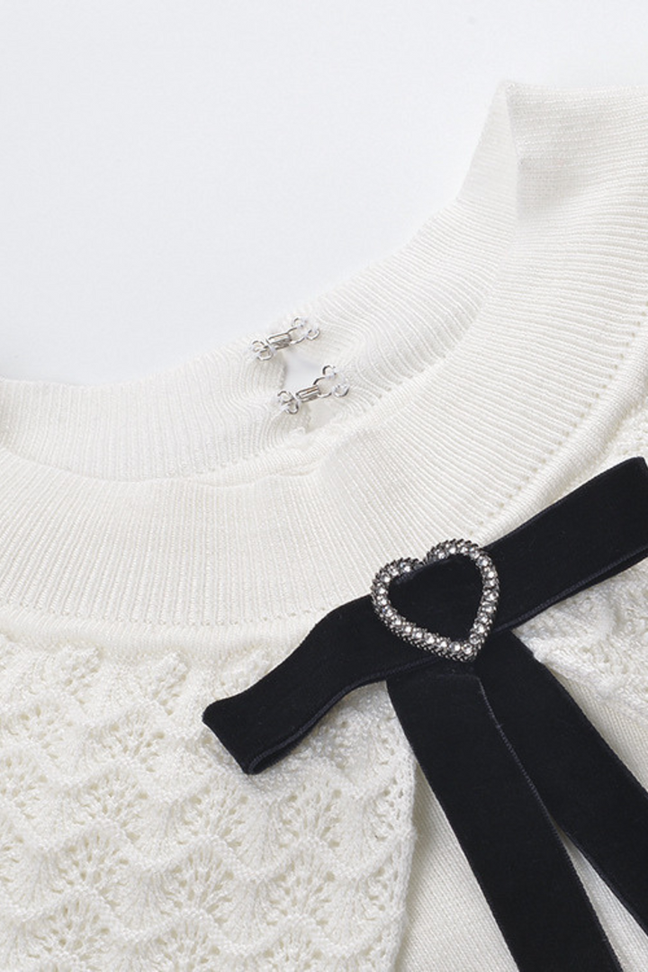 Heart Bow Lace Splicing Round Neck Wool Sweater Top