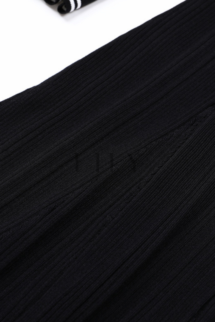 Clara Contrast Trim Knit Flare Cuff Maxi Dress