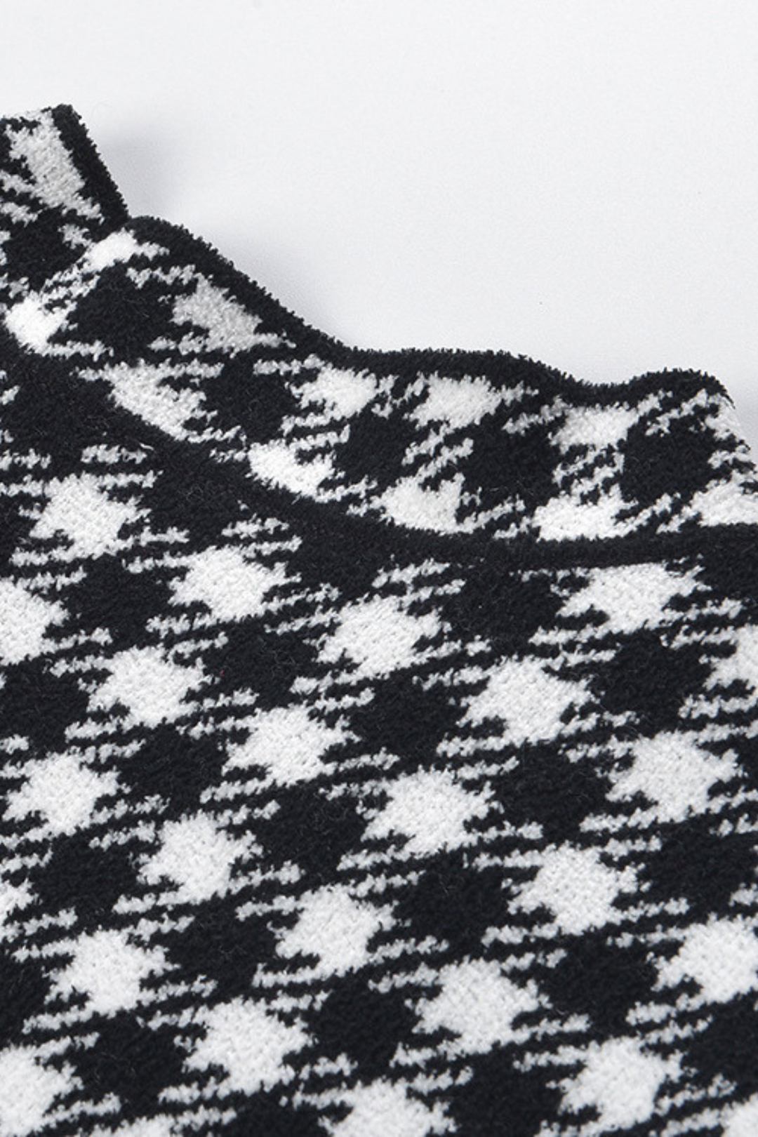 Chic Knit Houndstooth Long Sleeve Mini Skirt Set