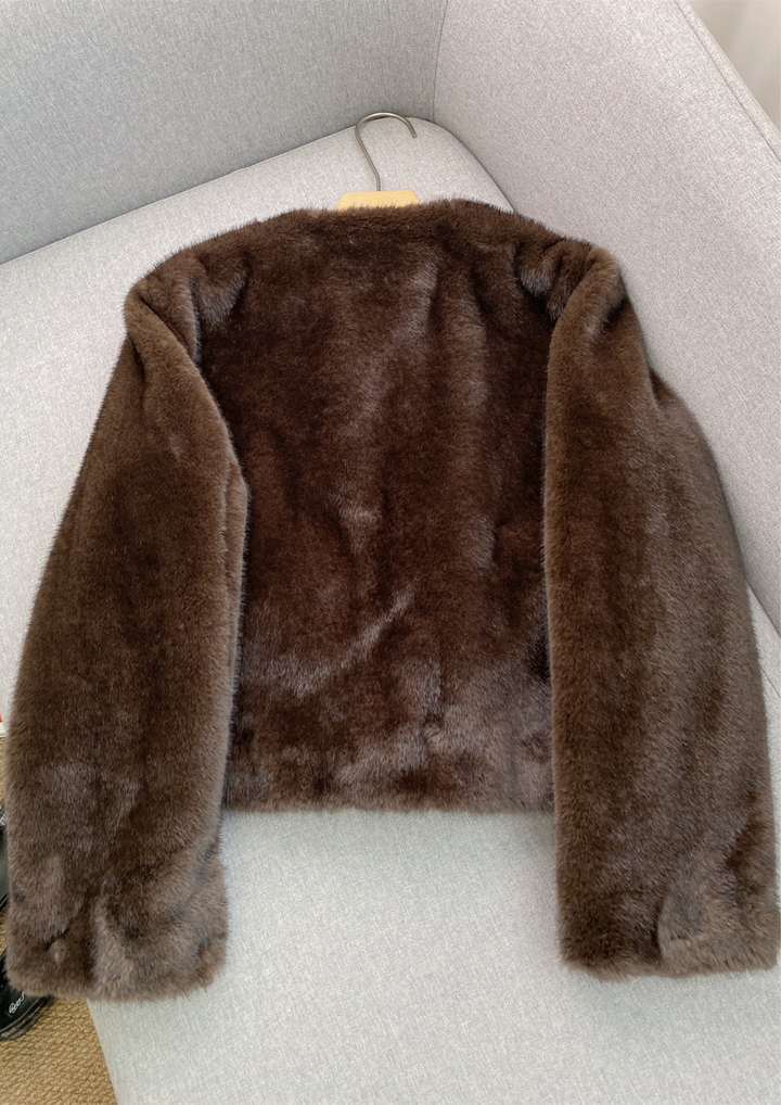 Elegant Faux Fur Round Neck Jacket