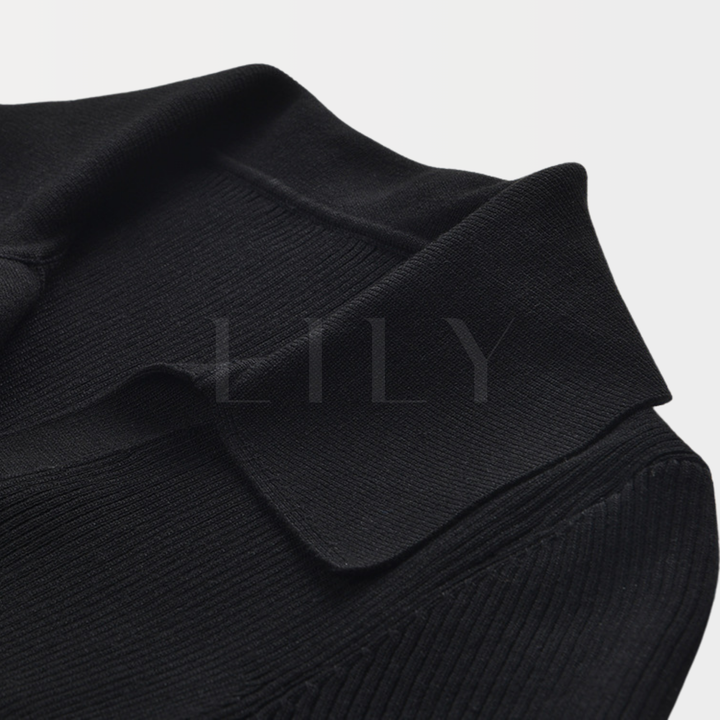 Noir Buttoned Crop Top