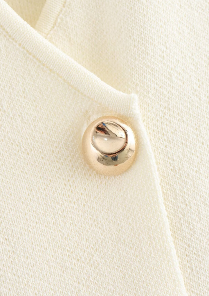 Chic Knit Button Vest